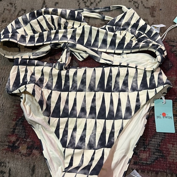 Marine Layer Plunge Bikini Top and bottom in India Ink Geo - Picture 7 of 7